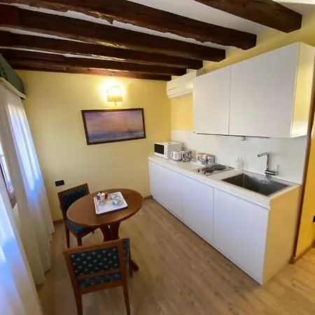 Garden Houses Apartment Venice