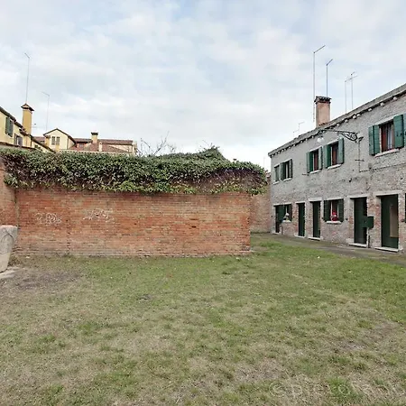Garden Houses * Venice