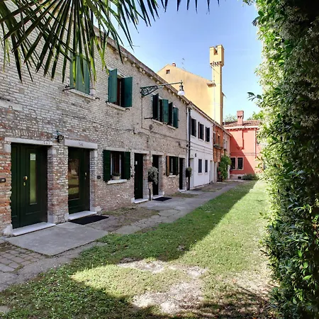 Garden Houses * Venice