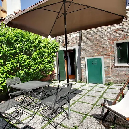 Apartment Garden Houses