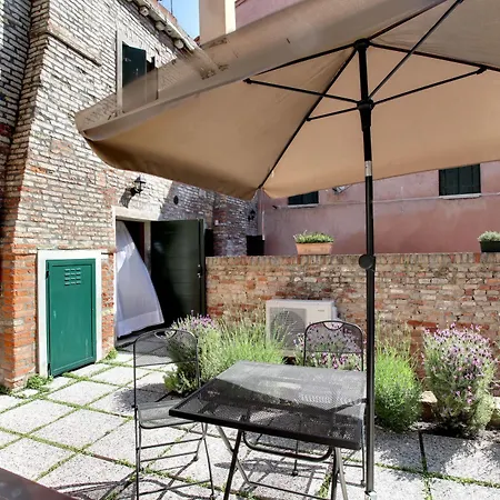 Garden Houses Apartment Venice